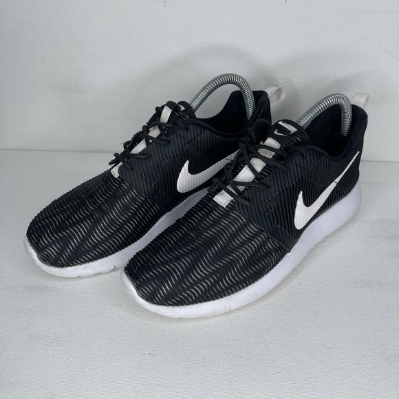 Nike Roshe One Flight Weight - Picture 4 of 8